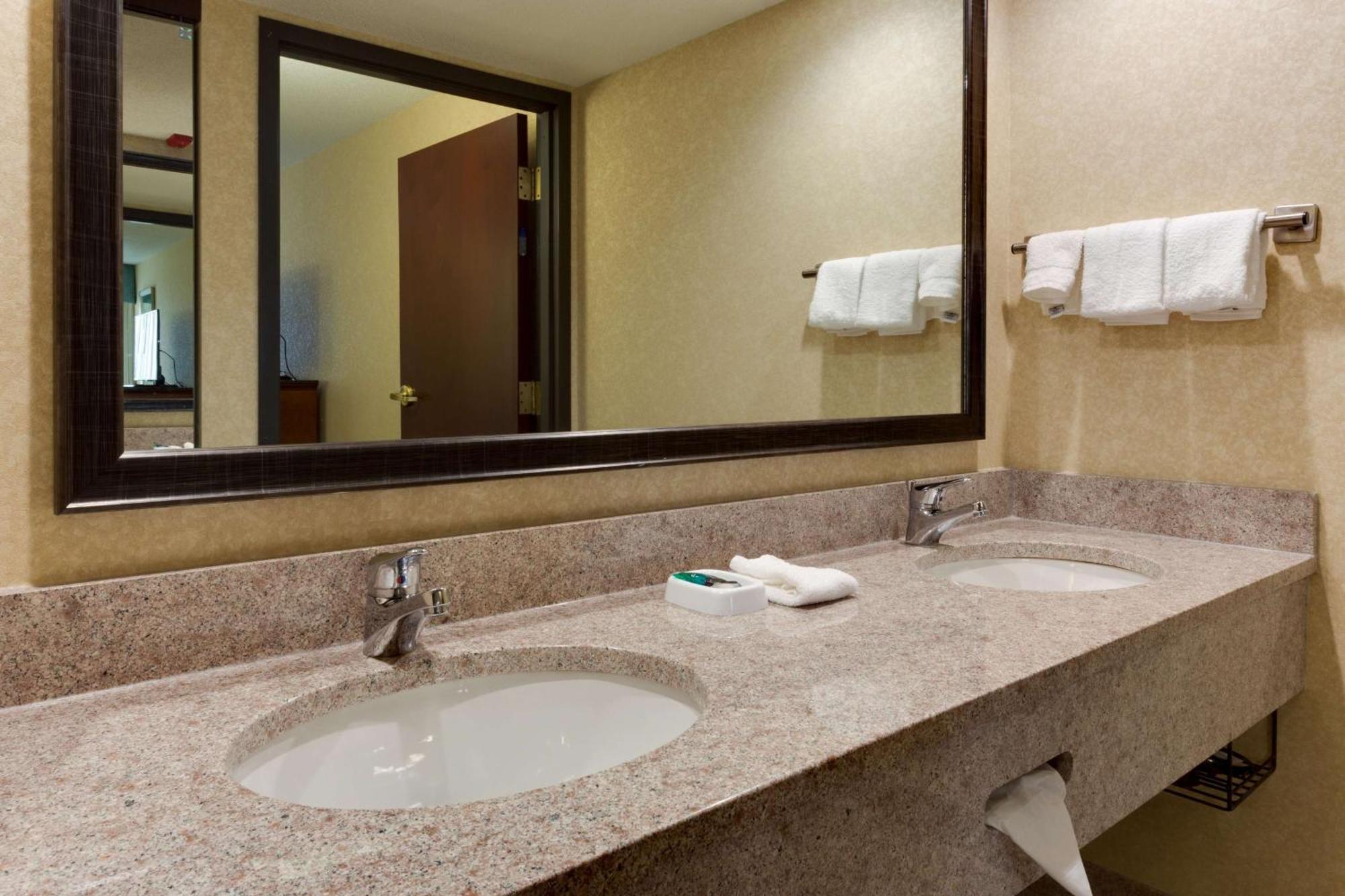 Drury Inn & Suites Birmingham Grandview Extérieur photo