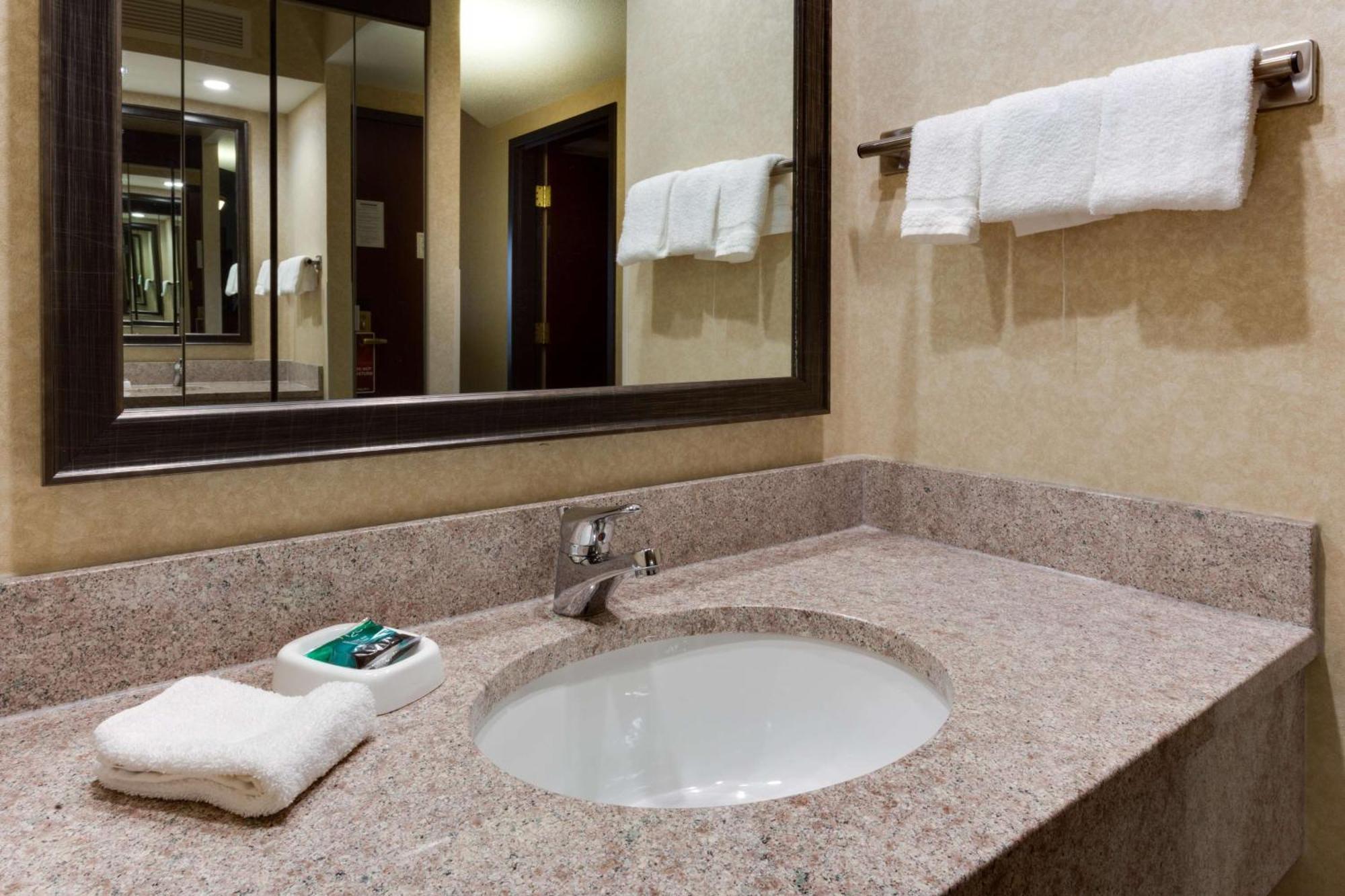Drury Inn & Suites Birmingham Grandview Extérieur photo